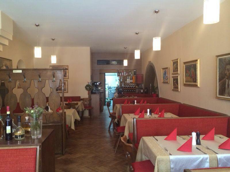 Отель Weinstube Heigl Restaurante Pizzeria Puccini Ландсхут Экстерьер фото